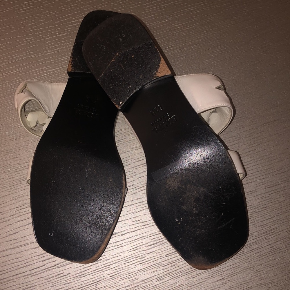 ESCADA white sandals Vintage Size 6.5 B fit 7 - Picture 5 of 9